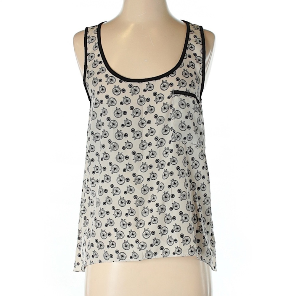 Sleeveless Blouse